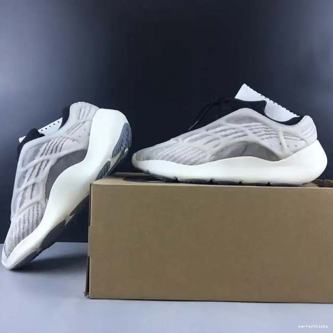 Adidas Yeezy White Boost EF9897 Ash V3 700 0509